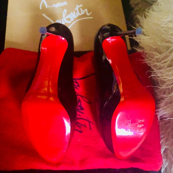 Christian Louboutin Black Patent Leather Pumps - Picture 2 of 6